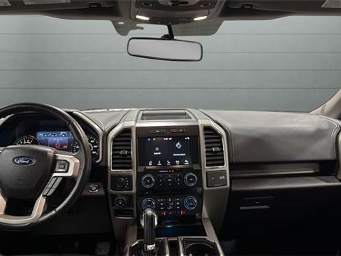 Used 2017 Ford F150 Lariat w/ Equipment Group 501A Mid image 10