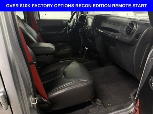 Used 2017 Jeep Wrangler Unlimited Rubicon AWD/4WD image 14