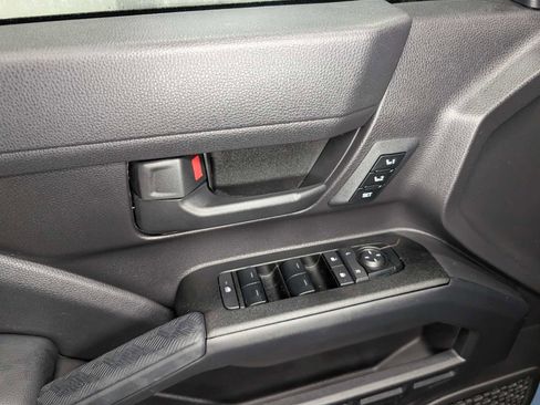 Used 2025 Toyota 4Runner TRD Off-Road Premium image 42