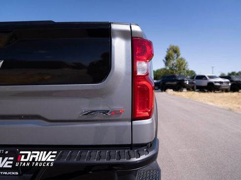 Used 2024 Chevrolet Silverado 1500 ZR2 w/ Technology Package image 16