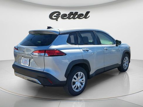 Used 2022 Toyota Corolla Cross L image 4