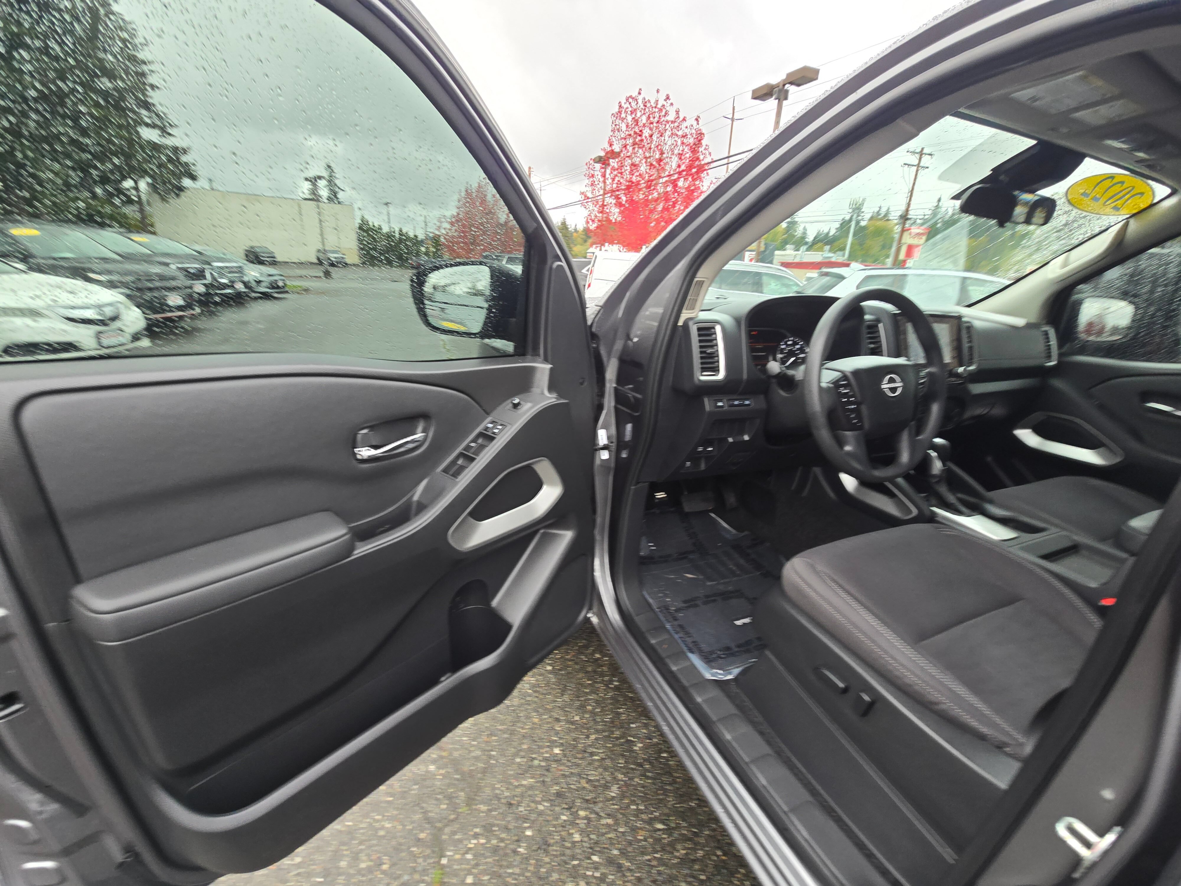 Used 2022 Nissan Frontier SV AWD/4WD image 20