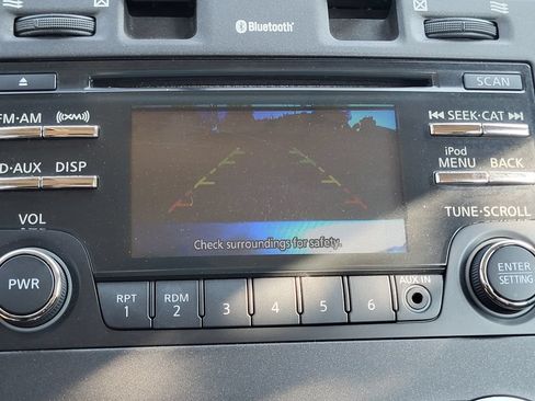 Used 2015 Nissan Leaf S w/ Charge Package FWD image 19