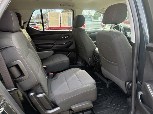 Certified 2020 Chevrolet Traverse LT image 14