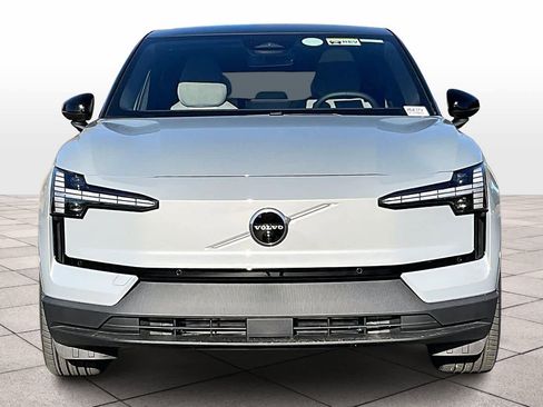 New 2026 Volvo EX30 Ultra image 5