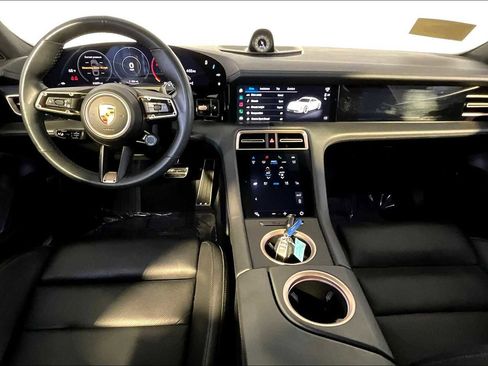 Used 2020 Porsche Taycan Turbo image 15