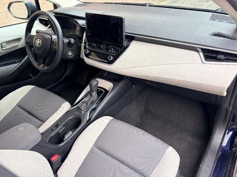 Used 2024 Toyota Corolla LE FWD image 20