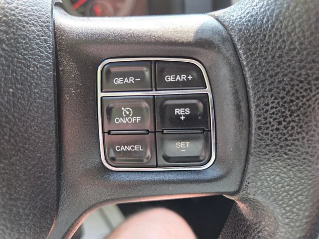 Used 2016 RAM 1500 Classic SLT AWD/4WD image 23