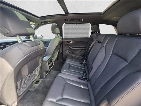 Used 2020 Audi Q7 2.0T Premium Plus w/ Premium Plus Package image 17