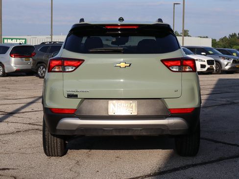 Used 2025 Chevrolet TrailBlazer LT AWD/4WD image 5