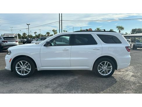 Used 2025 Dodge Durango GT AWD/4WD image 3