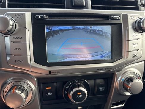 Used 2016 Toyota 4Runner SR5 image 10