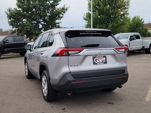 Used 2025 Toyota RAV4 LE AWD/4WD image 18