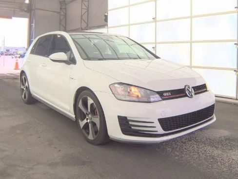 Used 2016 Volkswagen GTI SE w/ Lighting Package (SEL) FWD image 2