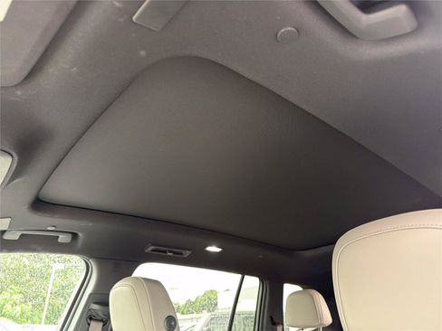 Used 2024 GMC Acadia Elevation w/ Luxury Package FWD image 34