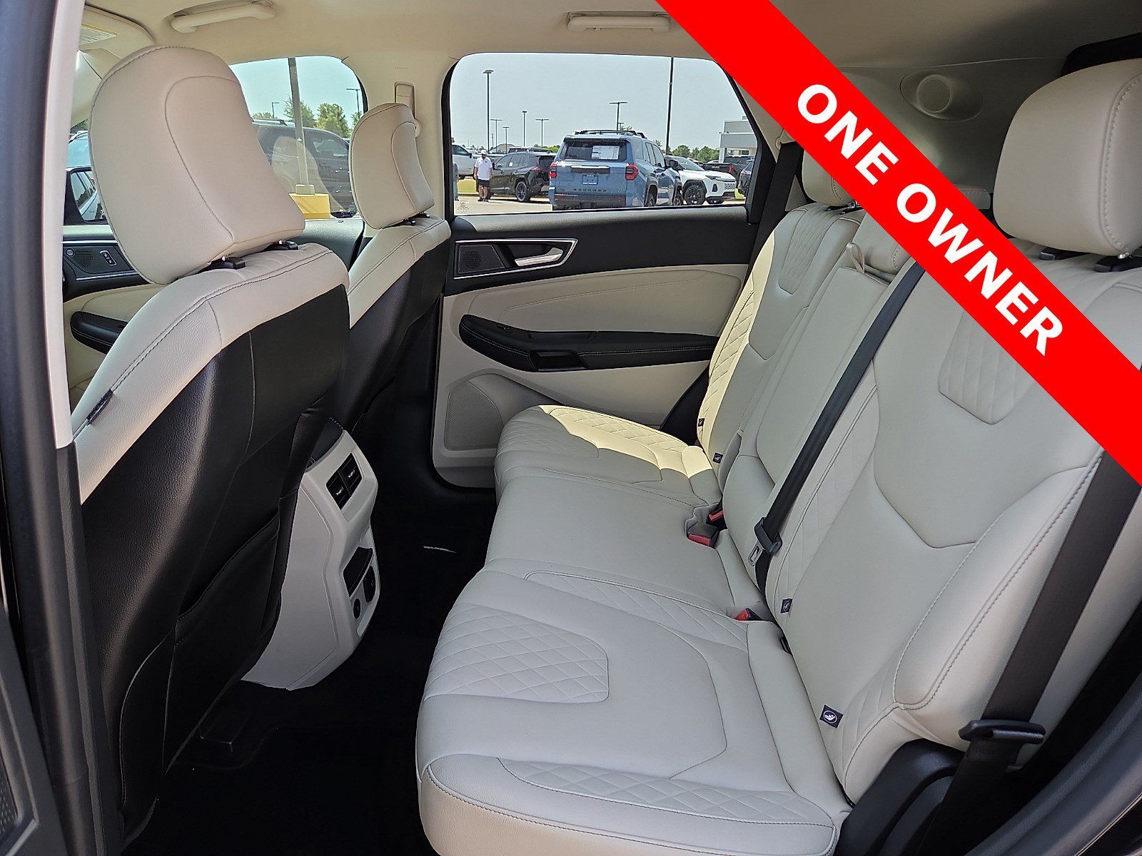 Used 2023 Ford Edge Titanium w/ Cargo Accessory Package AWD/4WD image 10