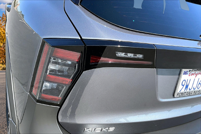 Certified 2026 Nissan Kicks SR FWD image 22