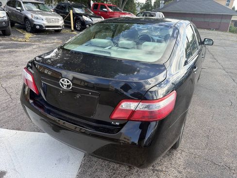 Used 2007 Toyota Camry LE FWD image 8