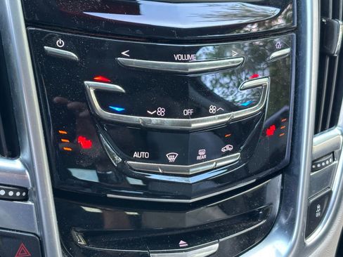 Used 2015 Cadillac SRX Luxury w/ Driver Awareness Package FWD image 8