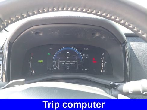 Used 2025 Toyota Camry SE FWD image 23
