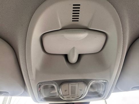 Used 2014 FIAT 500L Trekking image 26