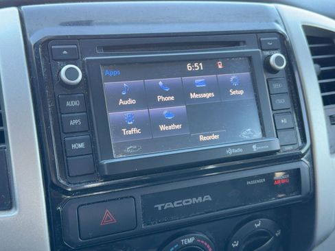 Used 2015 Toyota Tacoma PreRunner image 21