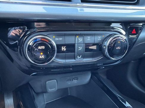 New 2026 Chevrolet Trax LT image 12