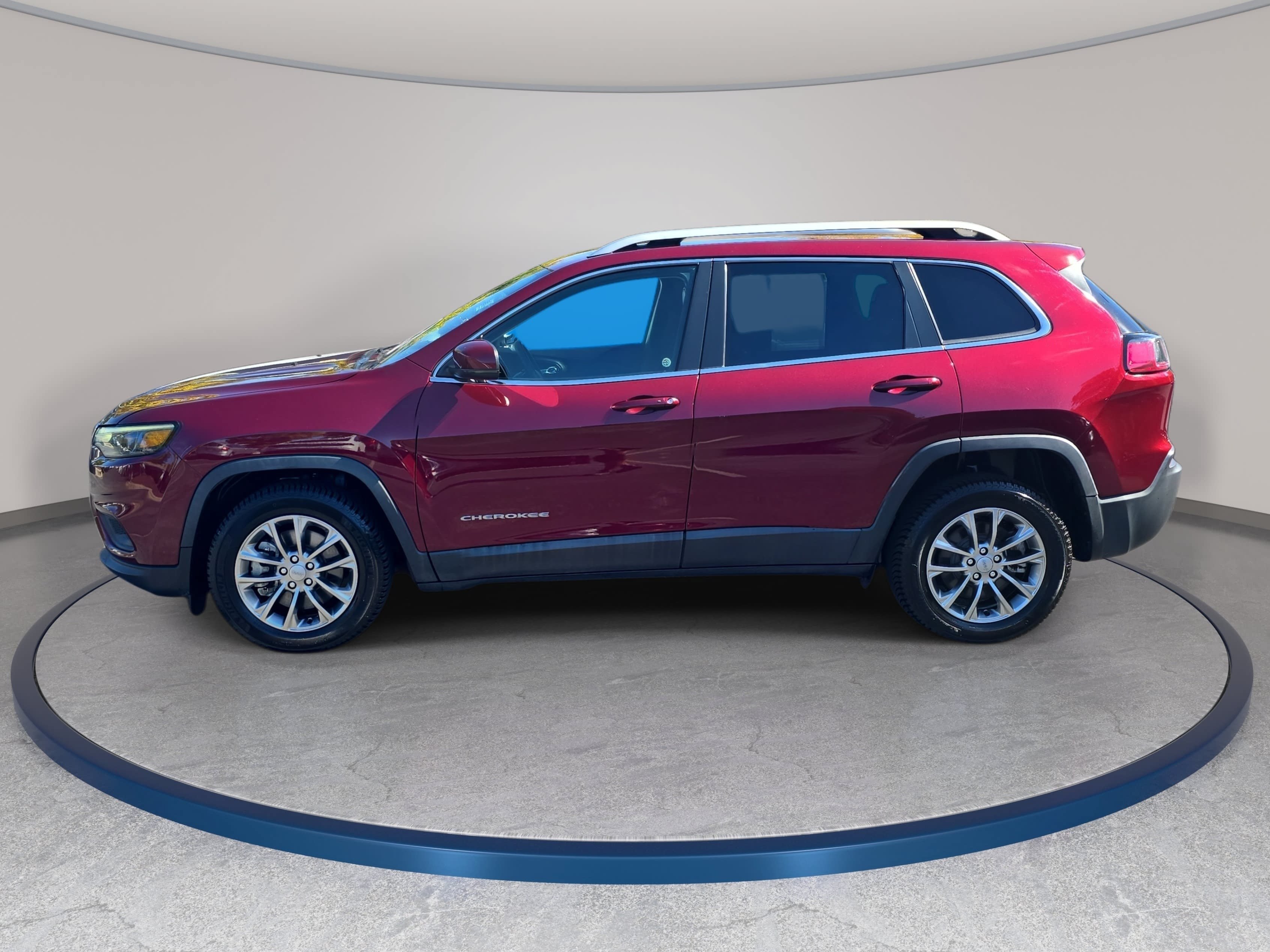 Used 2021 Jeep Cherokee Latitude Lux w/ Comfort/Convenience Group FWD image 8