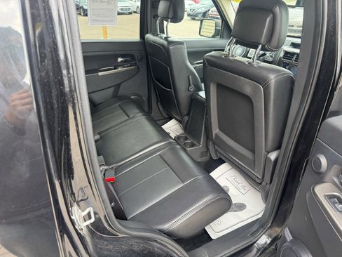 Used 2012 Jeep Liberty Limited Jet image 13