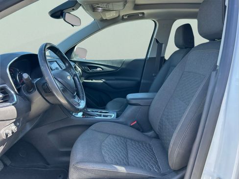 Used 2020 Chevrolet Equinox LT AWD/4WD image 9