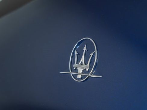 Used 2018 Maserati Levante S GranSport image 25