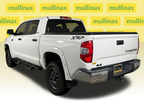 Used 2018 Toyota Tundra SR5 image 10