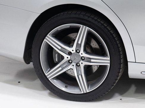 Used 2014 Mercedes-Benz S 63 AMG 4MATIC Sedan image 24