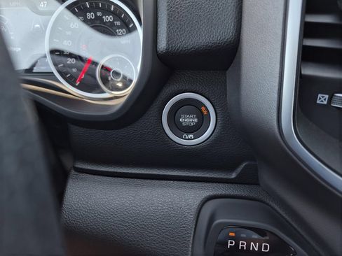 New 2026 RAM 1500 Express AWD/4WD image 18