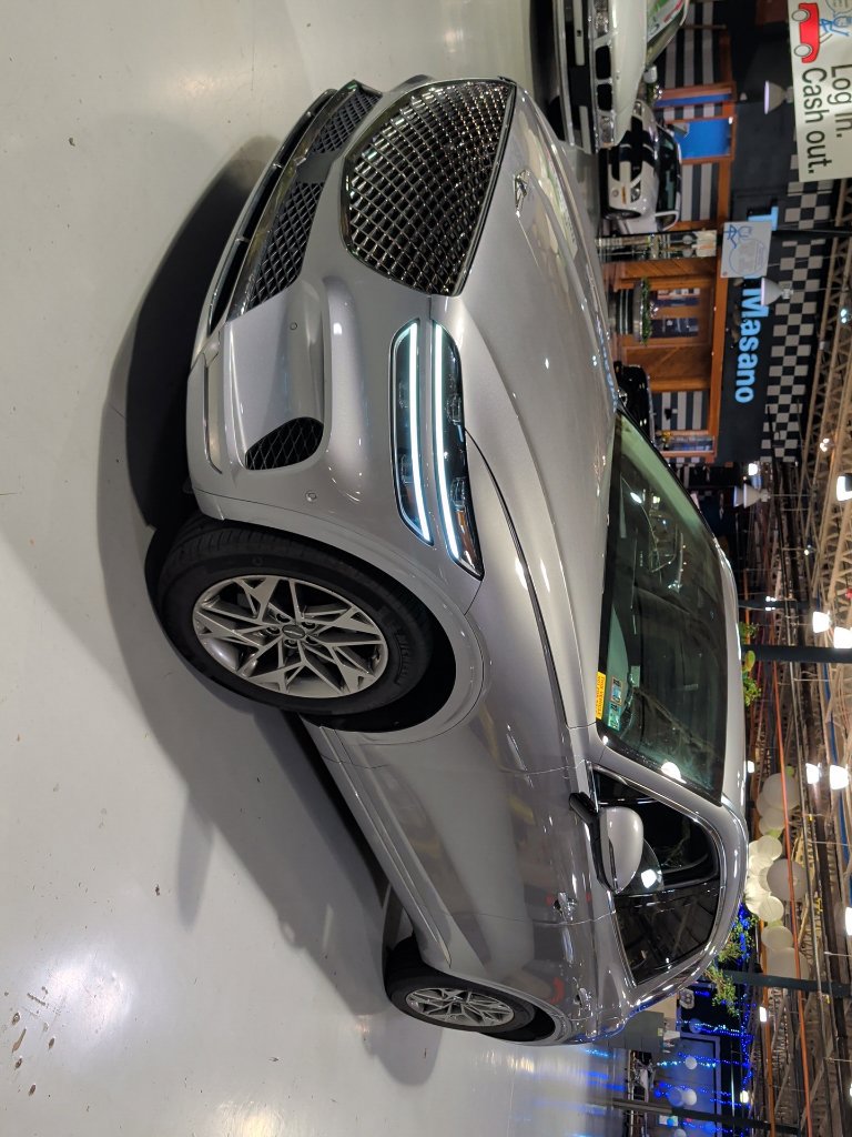 Used 2022 Genesis GV70 2.5T w/ Advanced Package AWD/4WD image 8