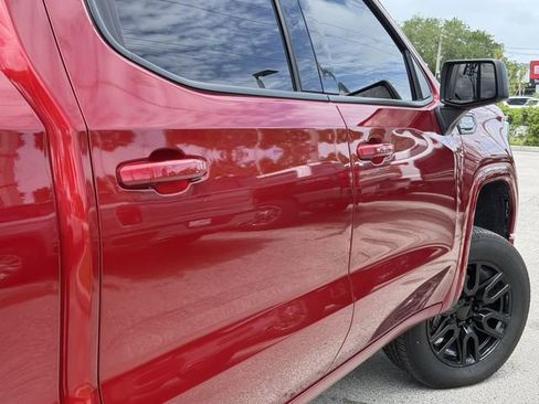 Used 2024 GMC Sierra 1500 Elevation image 9