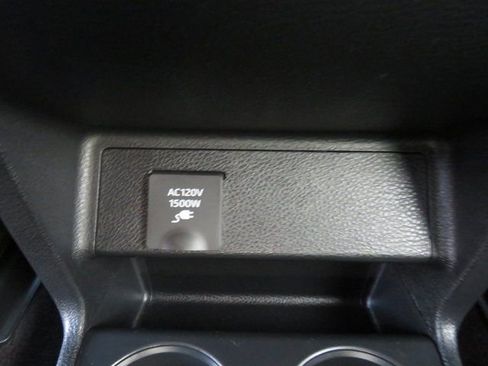 Certified 2023 Toyota Sienna XSE image 23