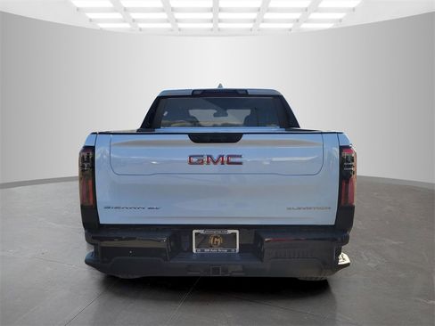 New 2026 GMC Sierra EV Elevation image 5