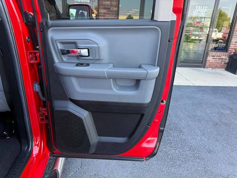 Used 2014 RAM 1500 Big Horn RWD image 21