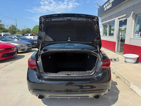 Used 2018 INFINITI Q50 Luxe w/ Essential Package (3.0T Luxe) AWD/4WD image 21
