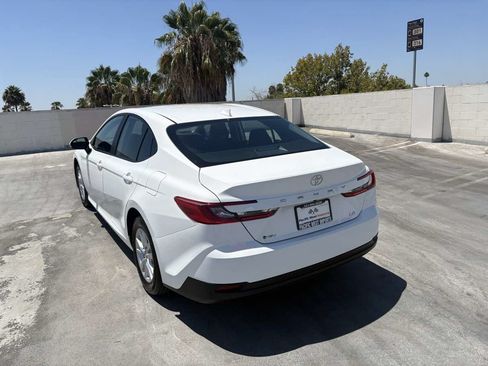 Used 2025 Toyota Camry LE FWD image 14