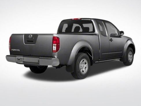 Used 2012 Nissan Frontier PRO-4X image 2