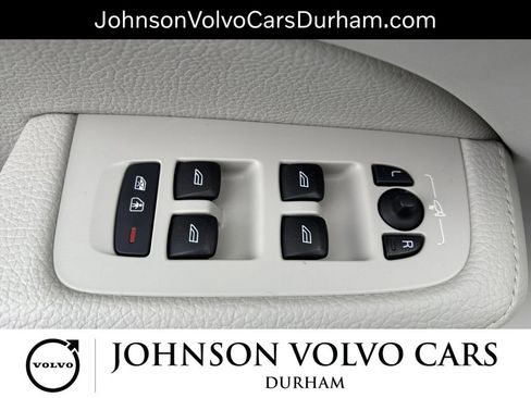 Used 2020 Volvo V60 T5 Momentum w/ Protection Package Premier image 11