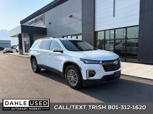 Used 2022 Chevrolet Traverse LT AWD/4WD image 1