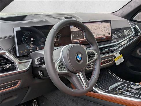 New 2027 BMW X7 M60i AWD/4WD image 3