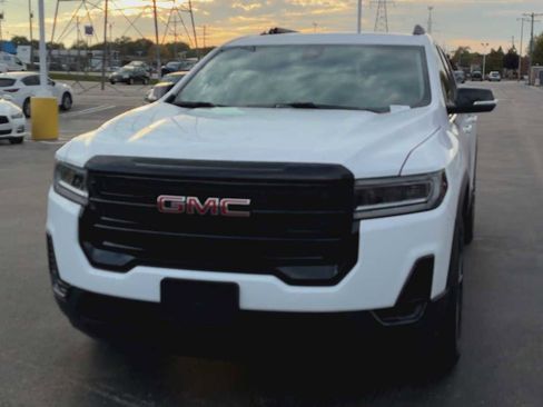 Certified 2023 GMC Acadia SLE w/ Driver Convenience Package image 7