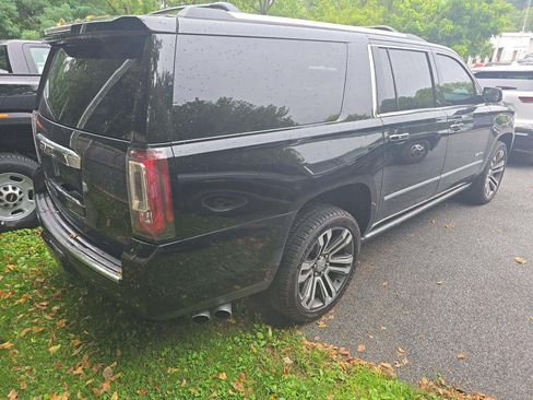 Used 2018 GMC Yukon XL Denali w/ Denali Ultimate Package AWD/4WD image 3