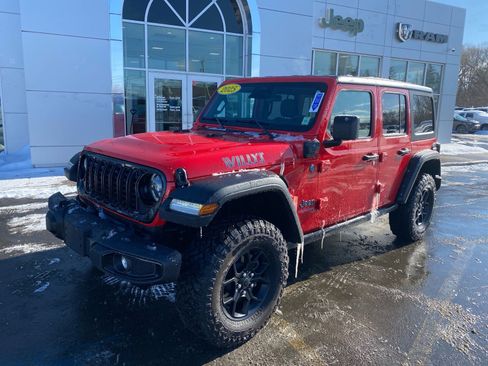 Used 2025 Jeep Wrangler Willys image 1