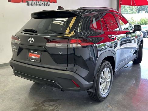 Used 2026 Toyota Corolla Cross LE w/ Moonroof Package FWD image 3