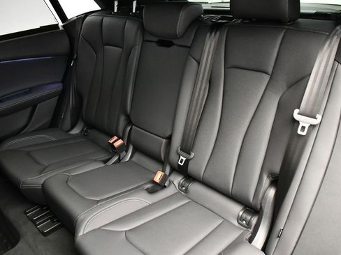 New 2026 Audi Q8 Premium Plus image 43